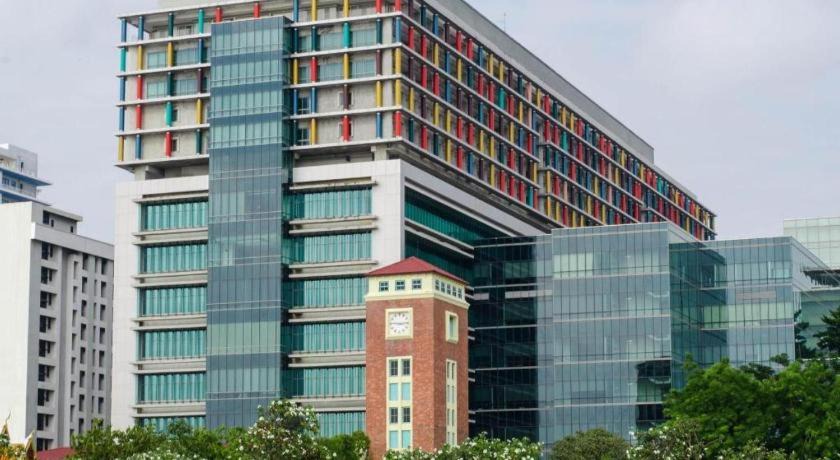 Photo of Buildings in Chana Songkhram