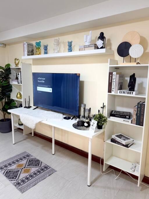 Photo of Livingroom in Lat Phrao
