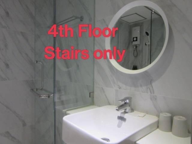 Photo of Bathroom in Embassy District