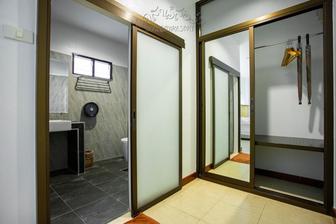 Photo of Bathroom in Bang Saphan Noi