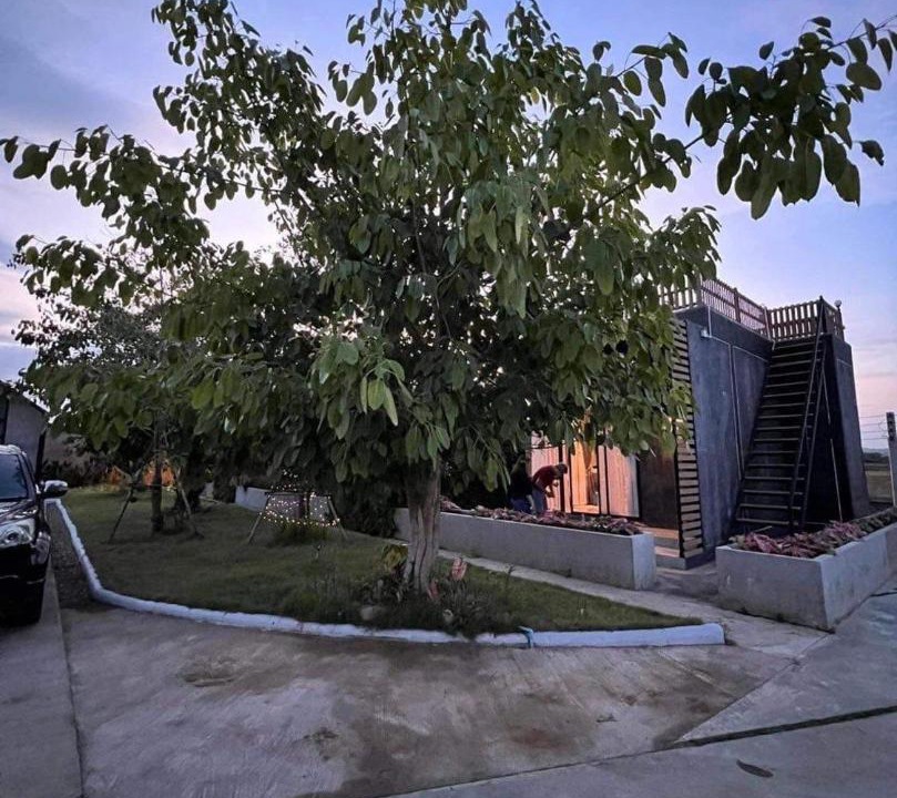 Photo of Outdoor in Song