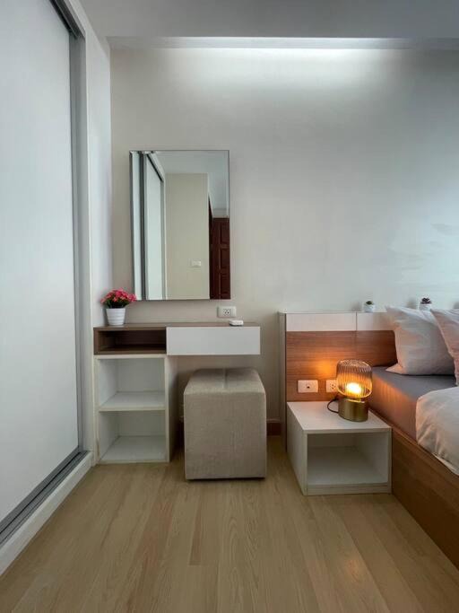Photo of Bedroom in Ratchadaphisek