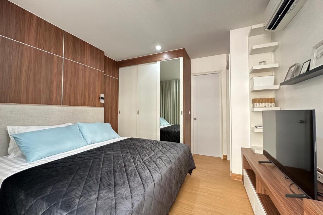 Photo of Bedroom in Khlong Toei Nuea