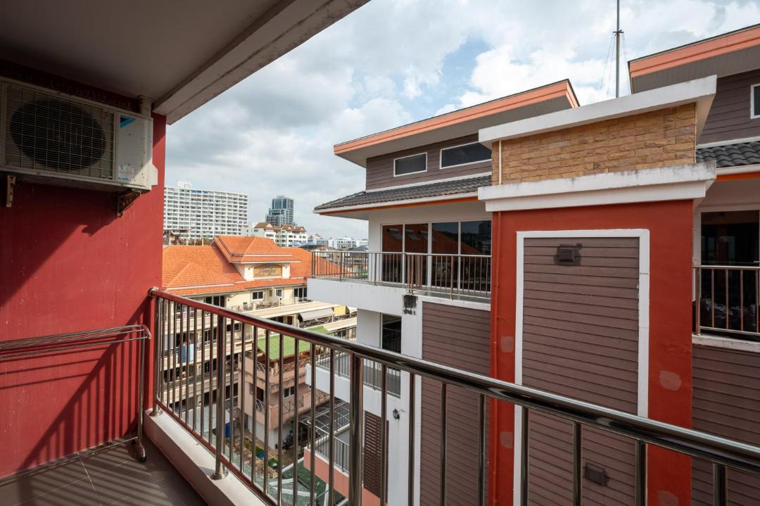 Photo of Patio Balcony in Pratumnak Hill
