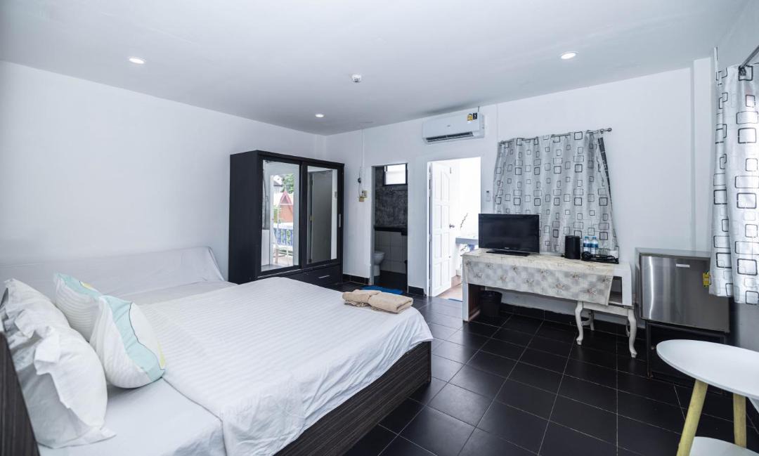 Photo of Bedroom in Nanai Road