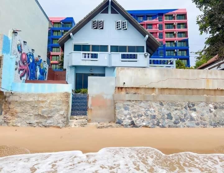 Photo of Buildings in Ban Chang