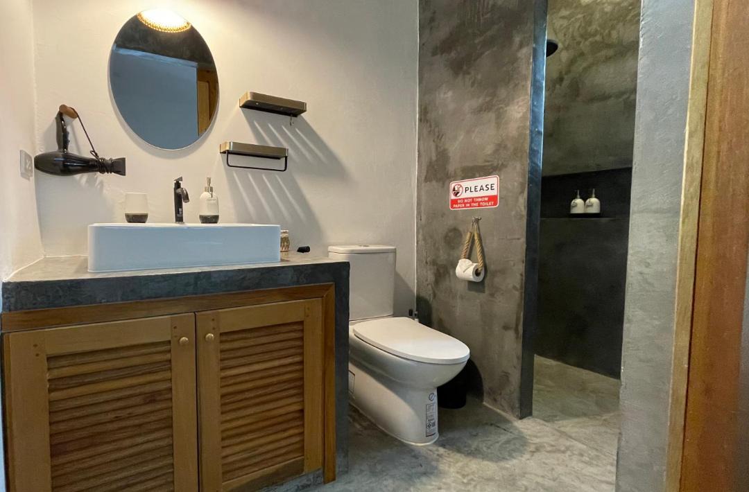 Photo of Bathroom in Wok Tum