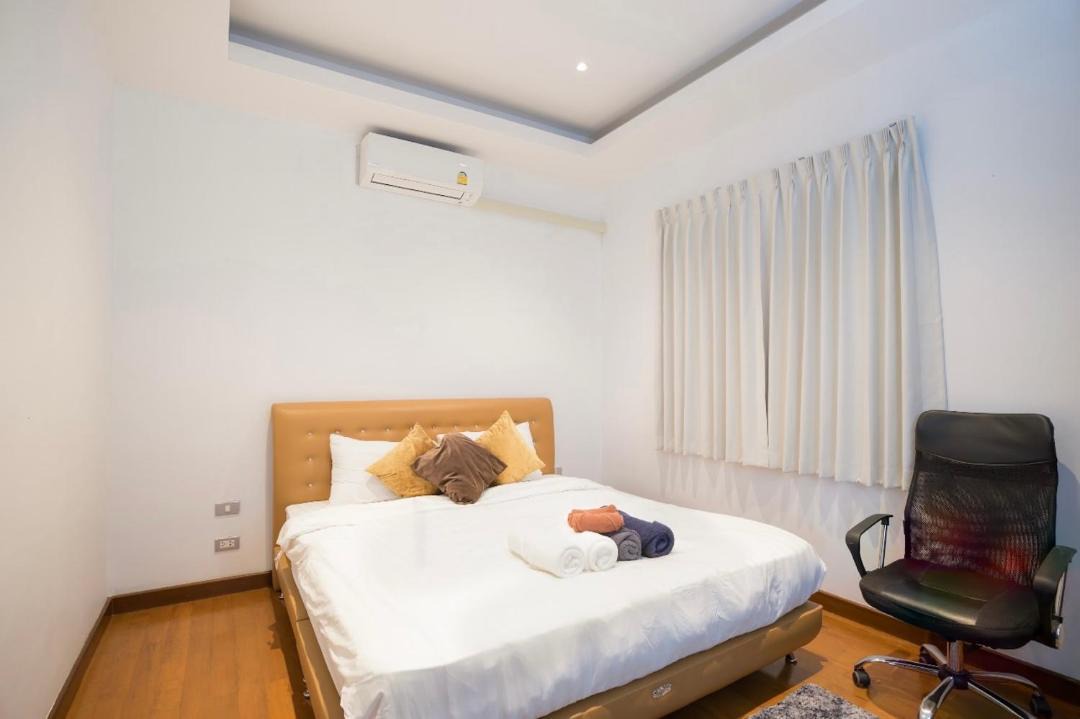Photo of Bedroom in Mae Nam