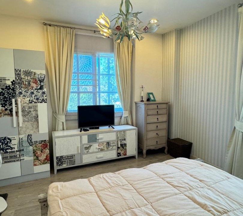 Photo of Bedroom in Khanong Phra