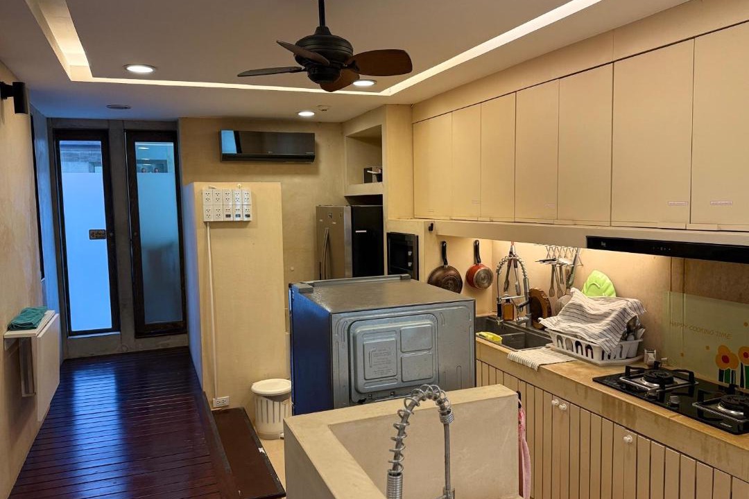 Photo of Kitchen in Phaya Yen