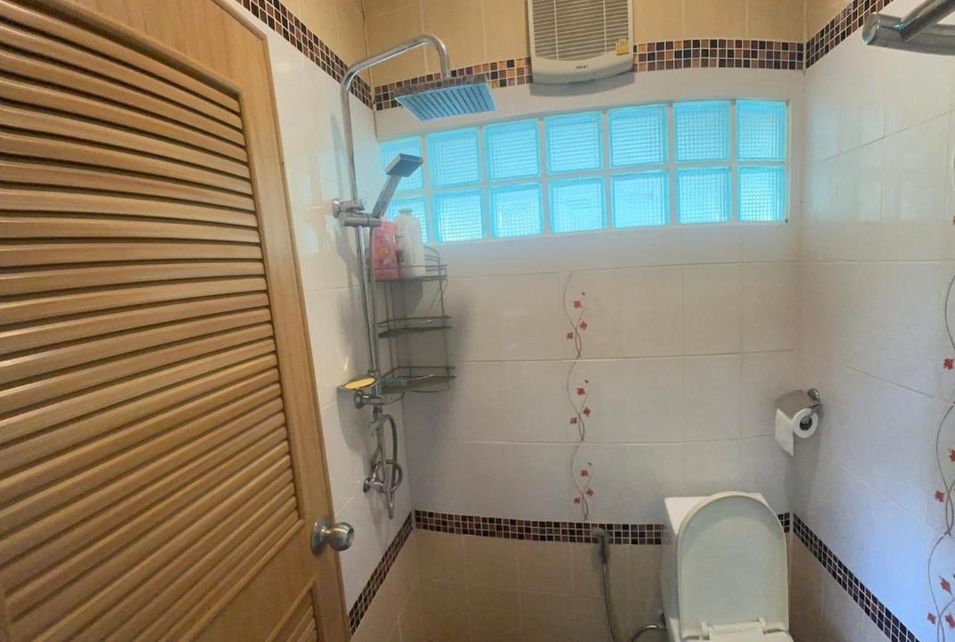 Photo of Bathroom in Wat Phrik