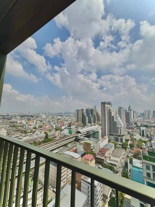Photo of Others in Thon Buri