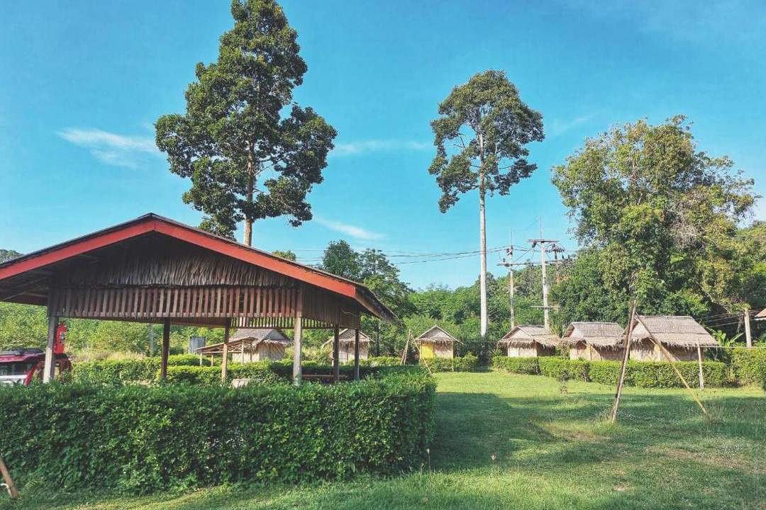 Photo of Others in Thong Krut