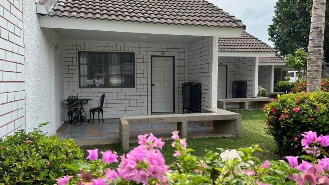 Photo of Buildings in Phetchaburi