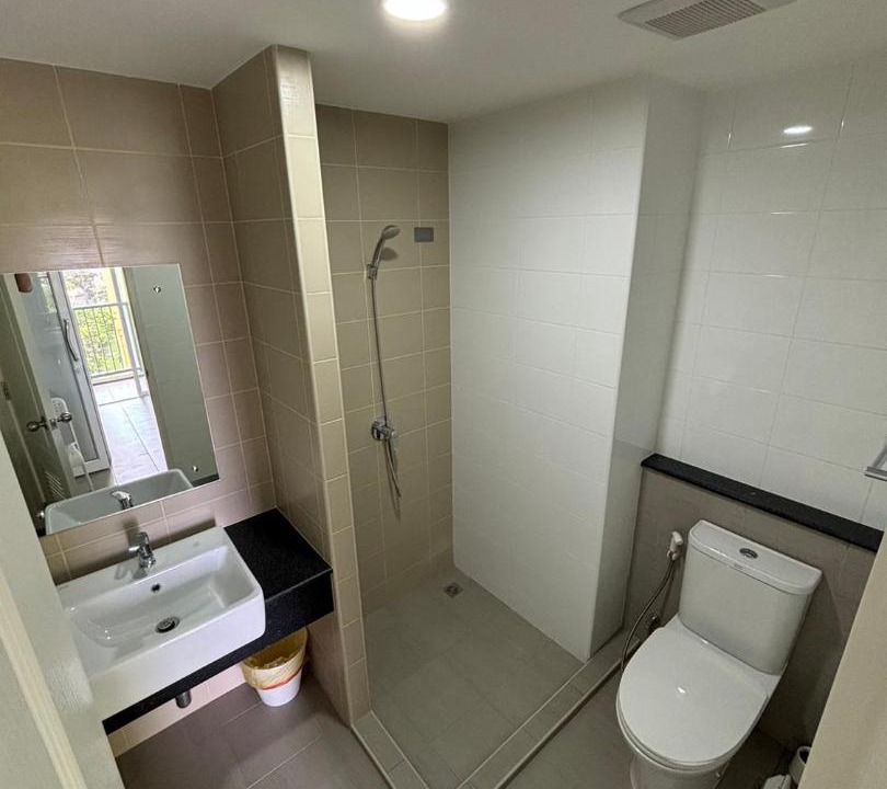 Photo of Bathroom in Mae Sot