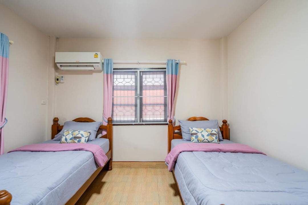 Photo of Bedroom in Phongprasan