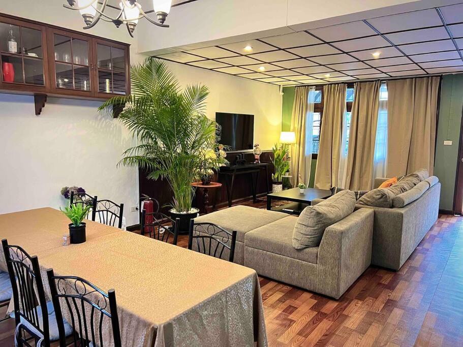 Photo of Livingroom in Nana