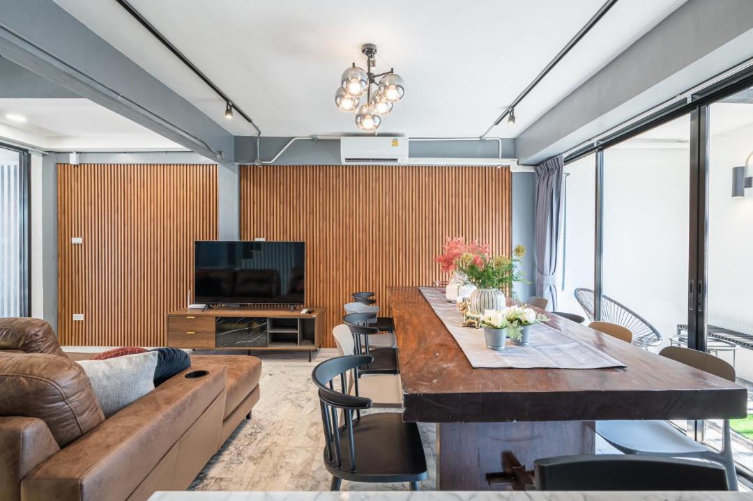 Photo of Livingroom in Bangkok Central Business District