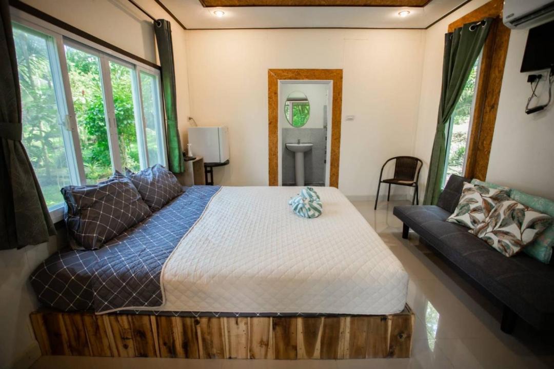 Photo of Bedroom in Phanom