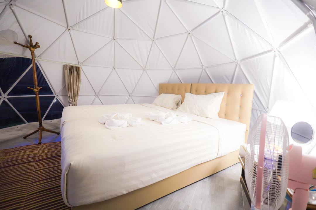 Photo of Bedroom in Huai Makhuea Som