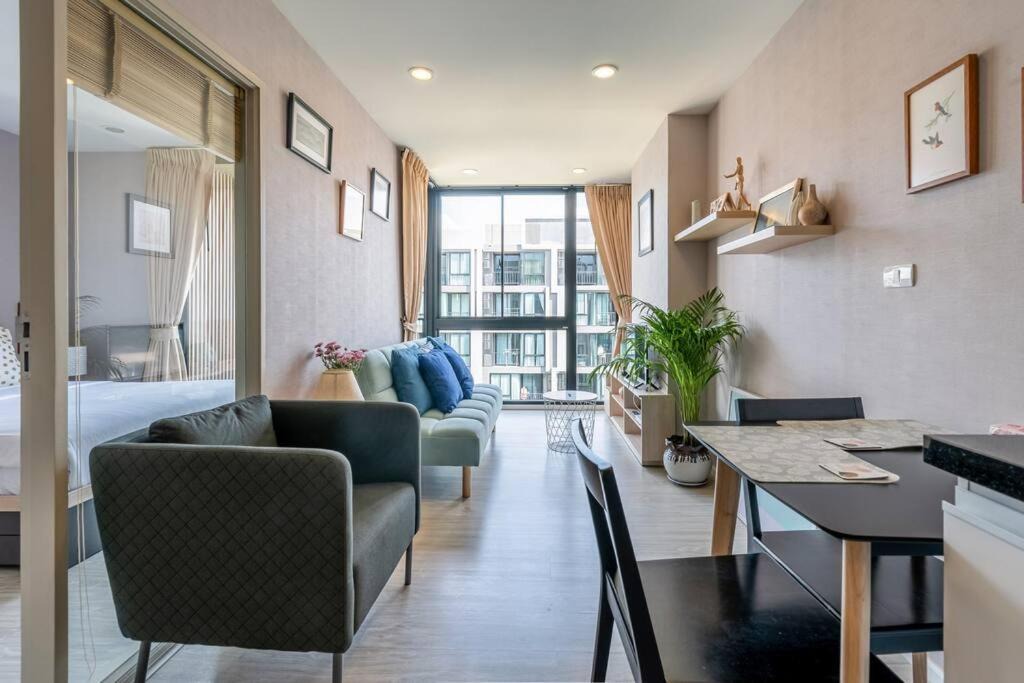 Photo of Livingroom in Huay Kaew