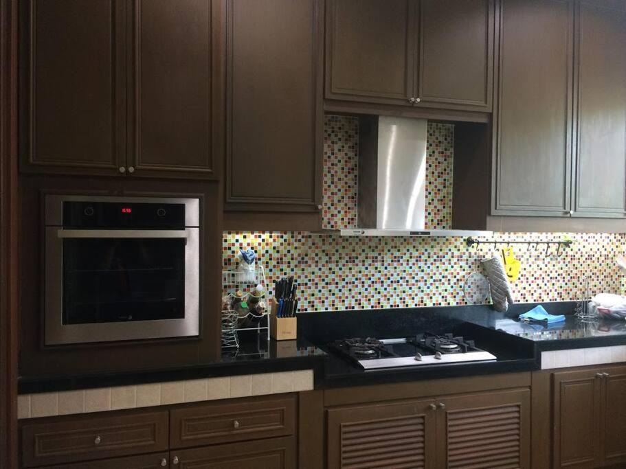 Photo of Kitchen in Khanong Phra