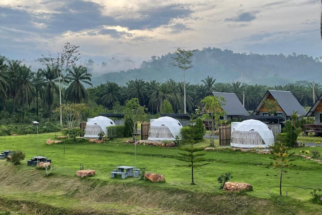 Photo of Buildings in Tha Chana