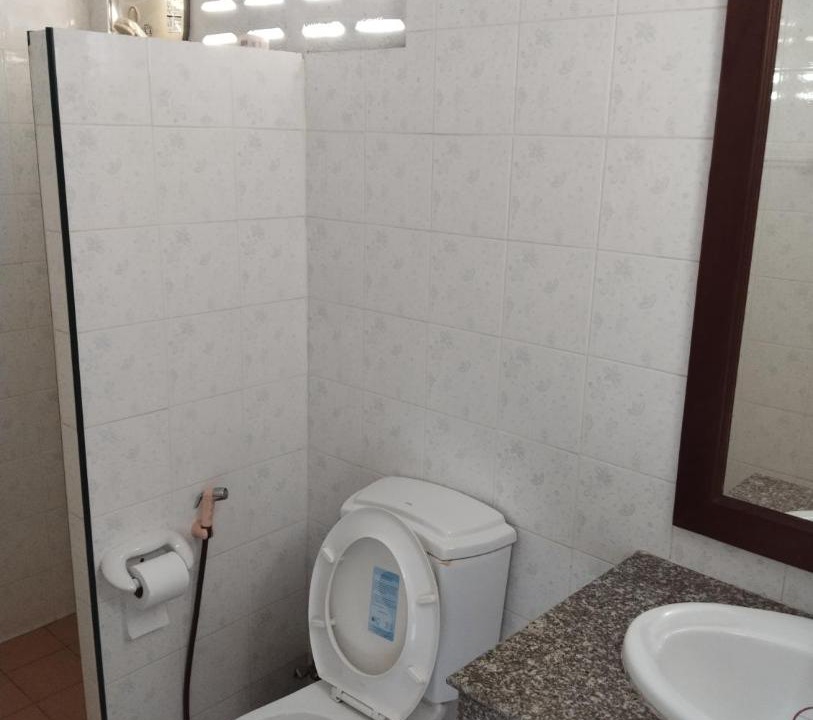 Photo of Bathroom in Saladan