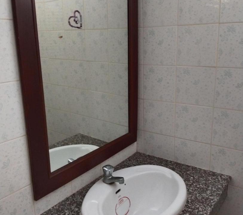 Photo of Bathroom in Saladan