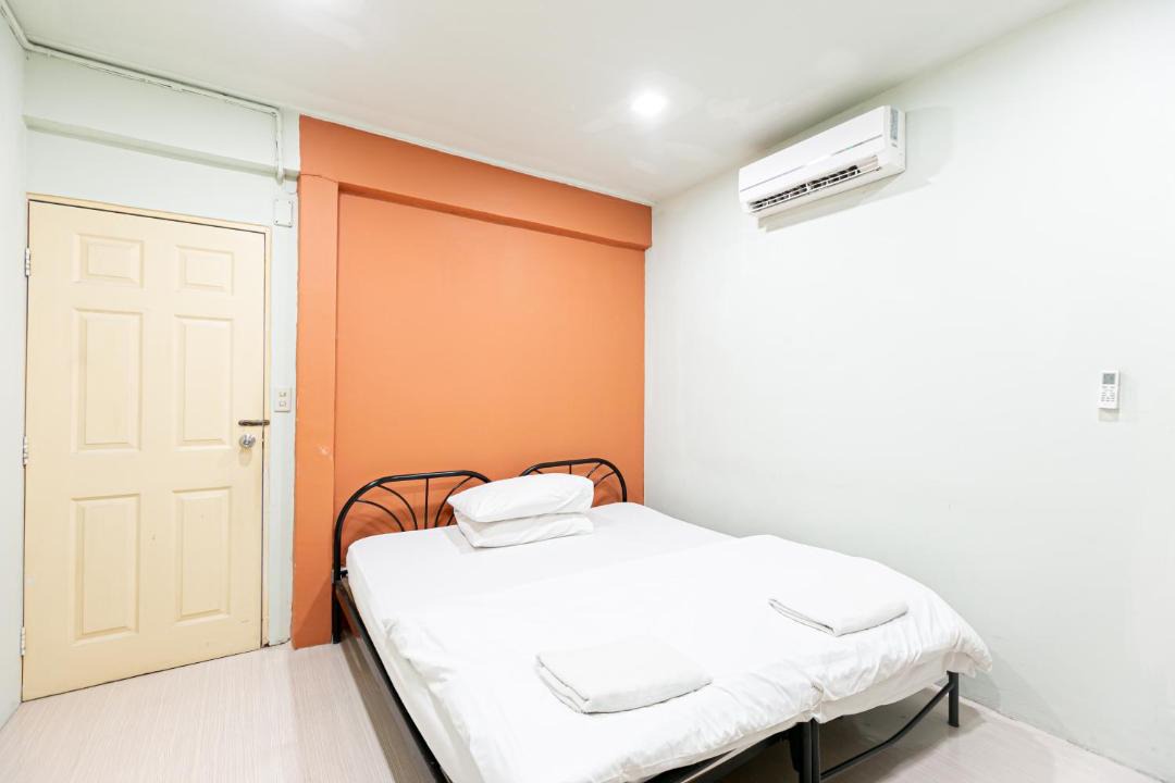 Photo of Bedroom in Embassy District