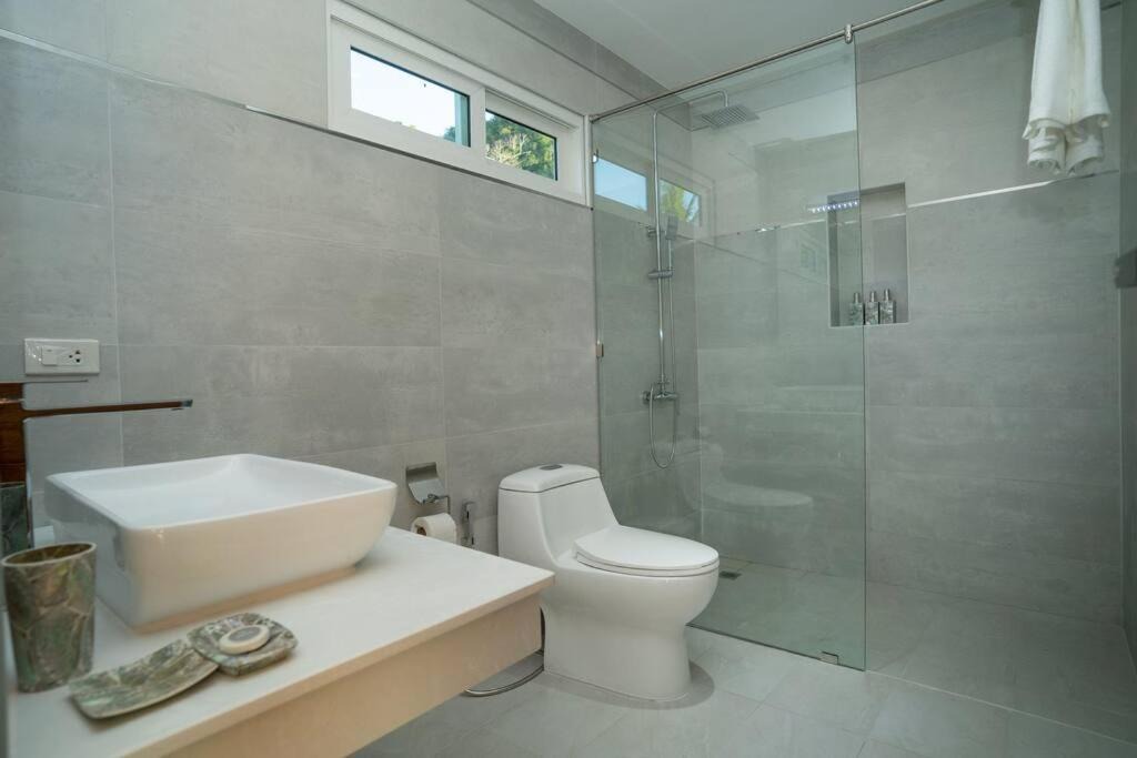 Photo of Bathroom in Haad Yao