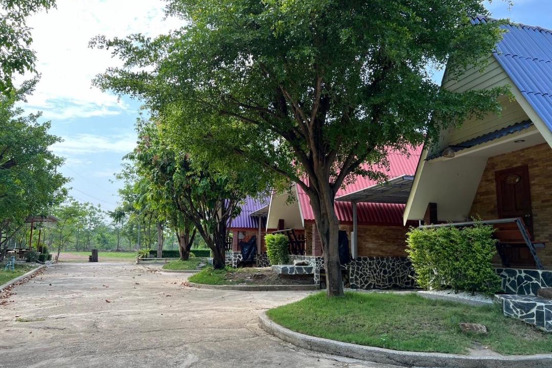 Photo of Buildings in Uttaradit