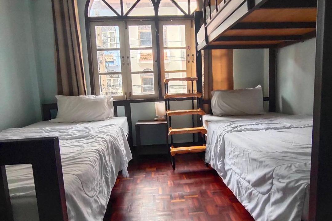 Photo of Bedroom in Khlong Toei Nuea