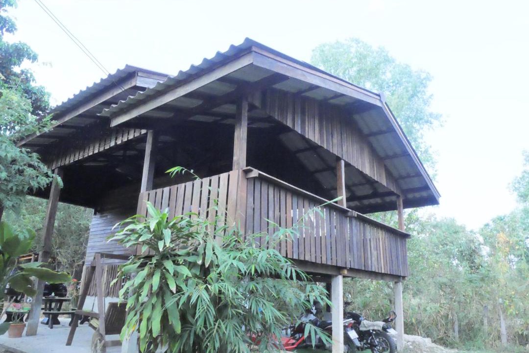 Photo of Buildings in Hang Chat