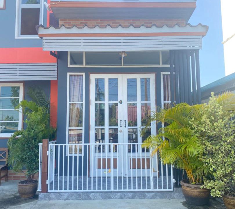 Photo of Buildings in Khum Thong