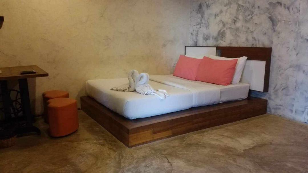 Photo of Bedroom in Amphawa