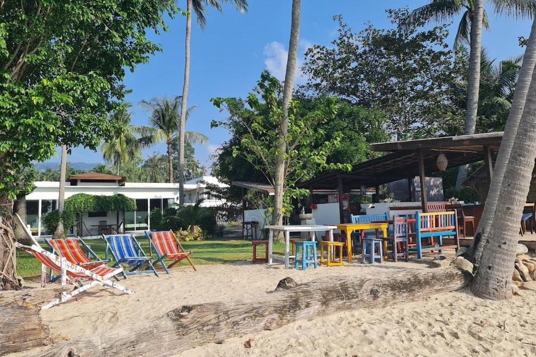 Photo of Buildings in Thong Krut