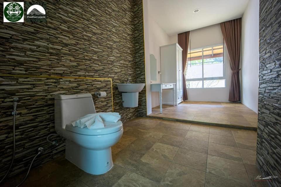 Photo of Bathroom in Khlong Sok