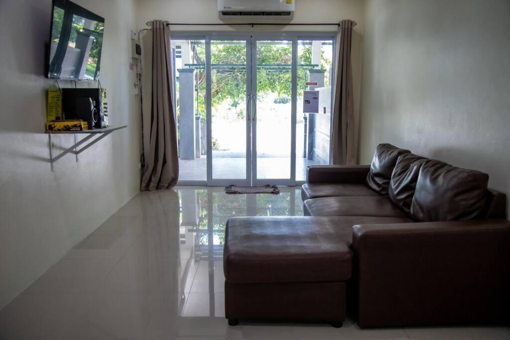 Photo of Livingroom in Sichon