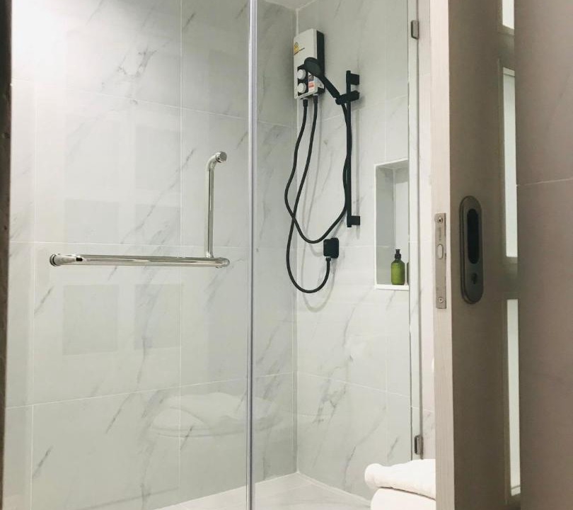 Photo of Bathroom in Embassy District