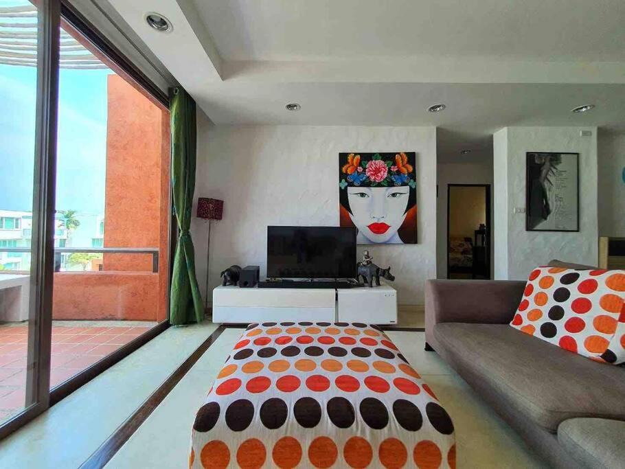 Photo of Livingroom in Khao Tao