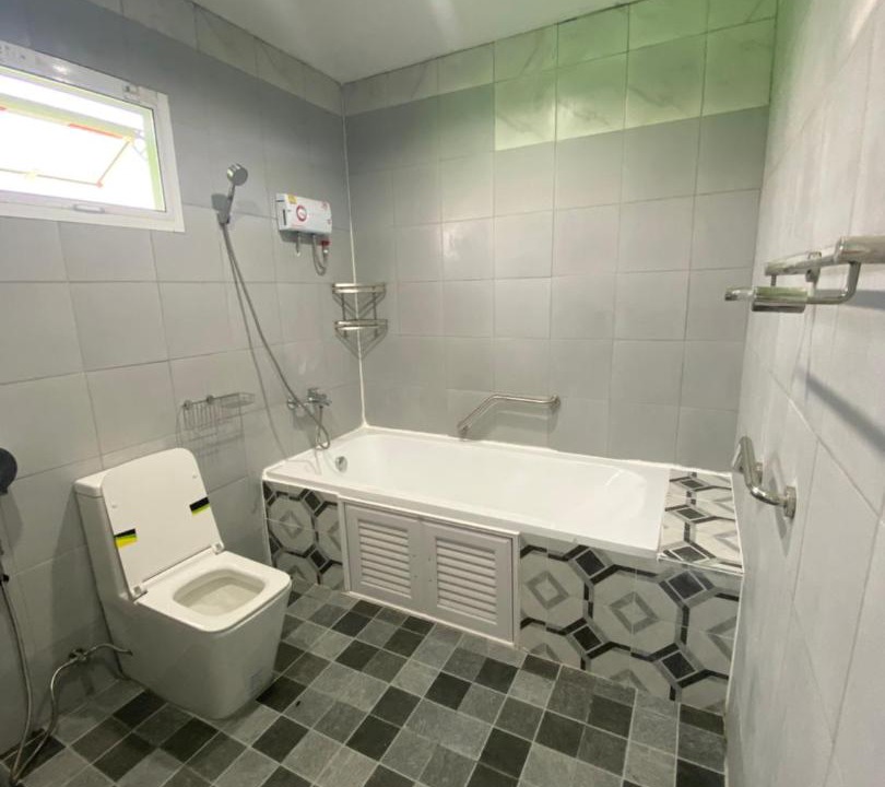 Photo of Bathroom in Thap Yao
