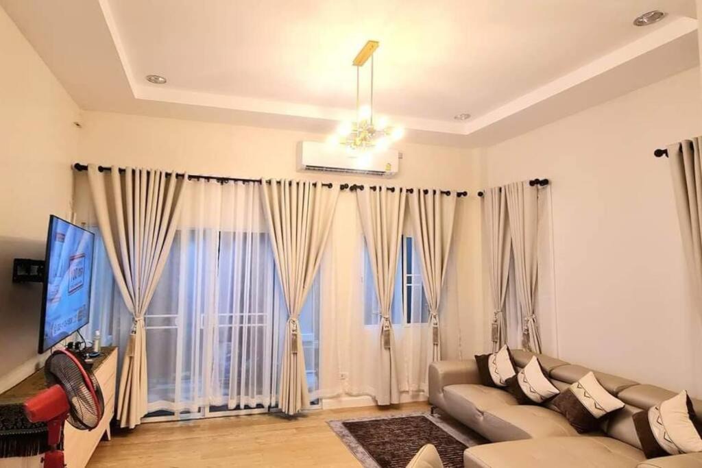 Photo of Livingroom in Phra Lap