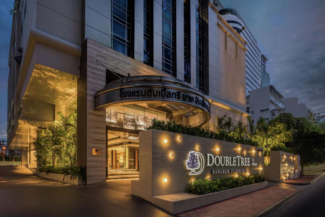Photo of Buildings in Ploenchit