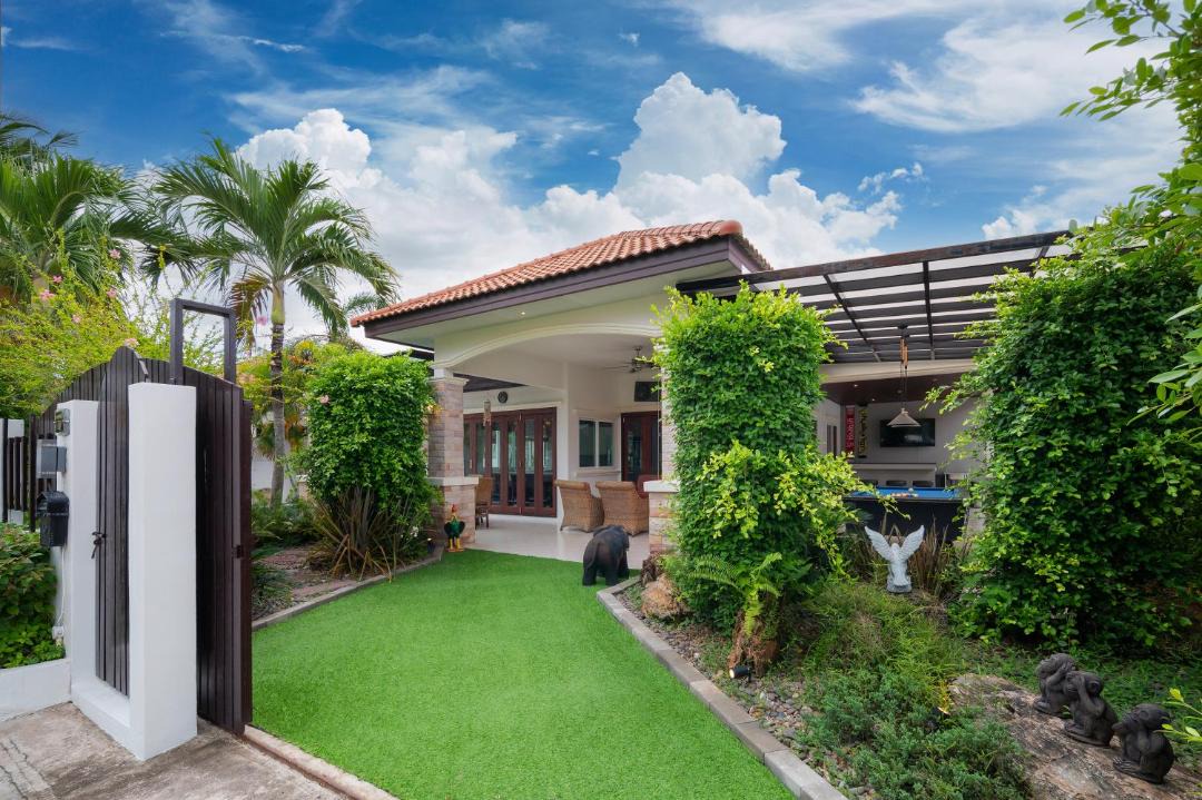 Photo of Buildings in Hua Hin