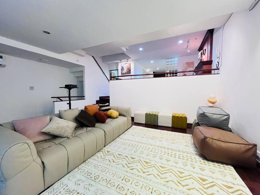 Photo of Livingroom in Ploenchit