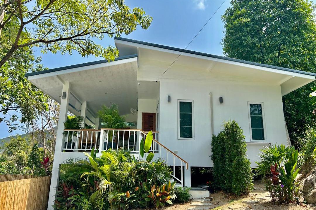 Photo of Buildings in Ko Pha-ngan