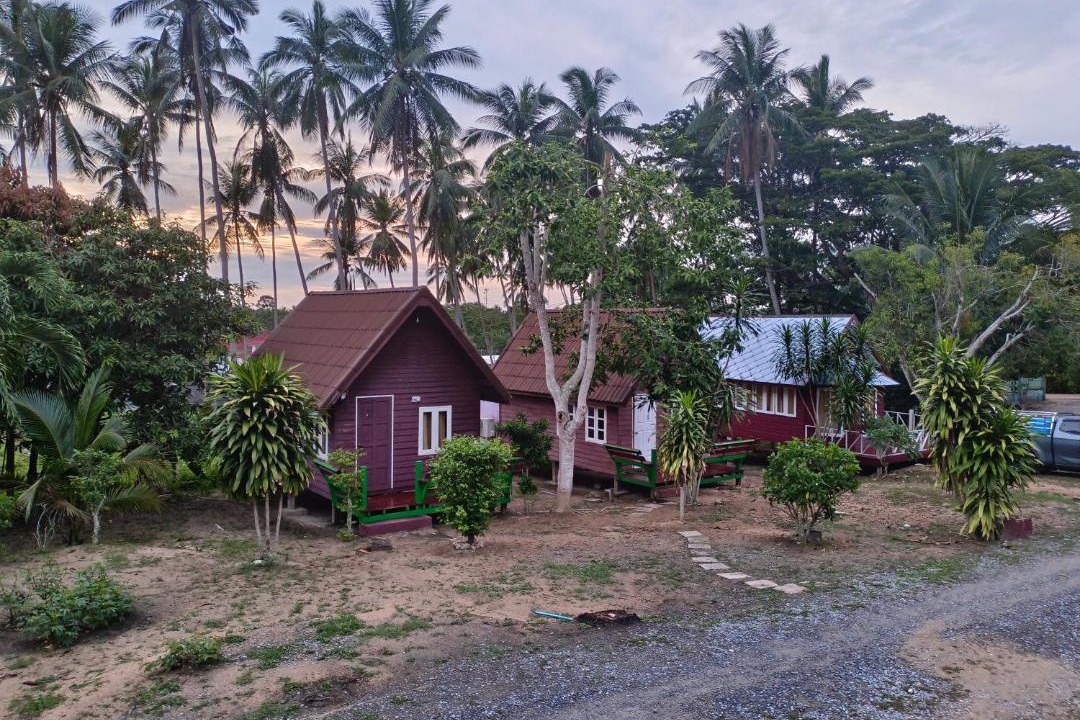 Photo of Others in Thong Krut