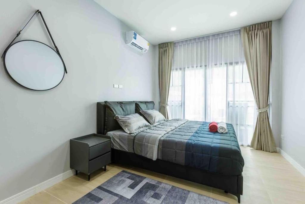 Photo of Bedroom in Mae Kon