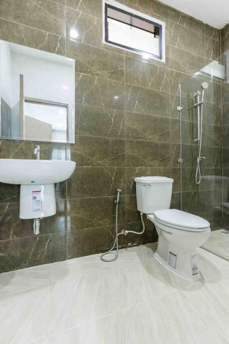 Photo of Bathroom in Mae Kon